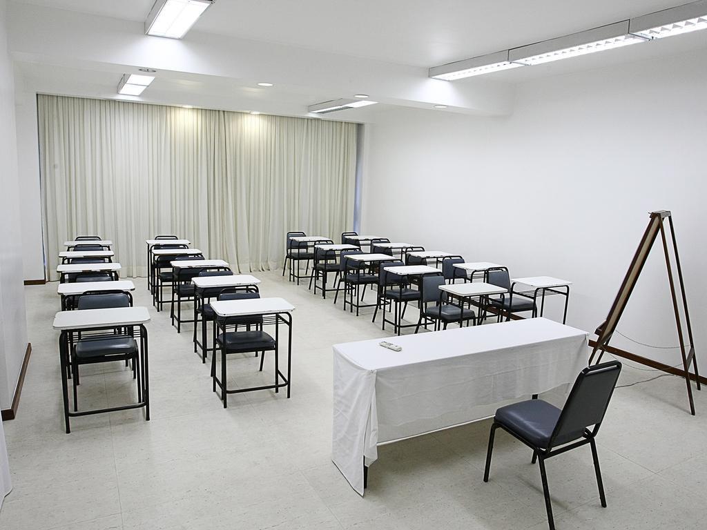 舍维尔尼公寓酒店 贝洛哈里桑塔 外观 照片